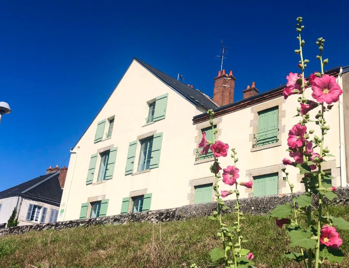 La Vue Loire Maison Saint-Denis-de lʼHôtel Eksteriør bilde