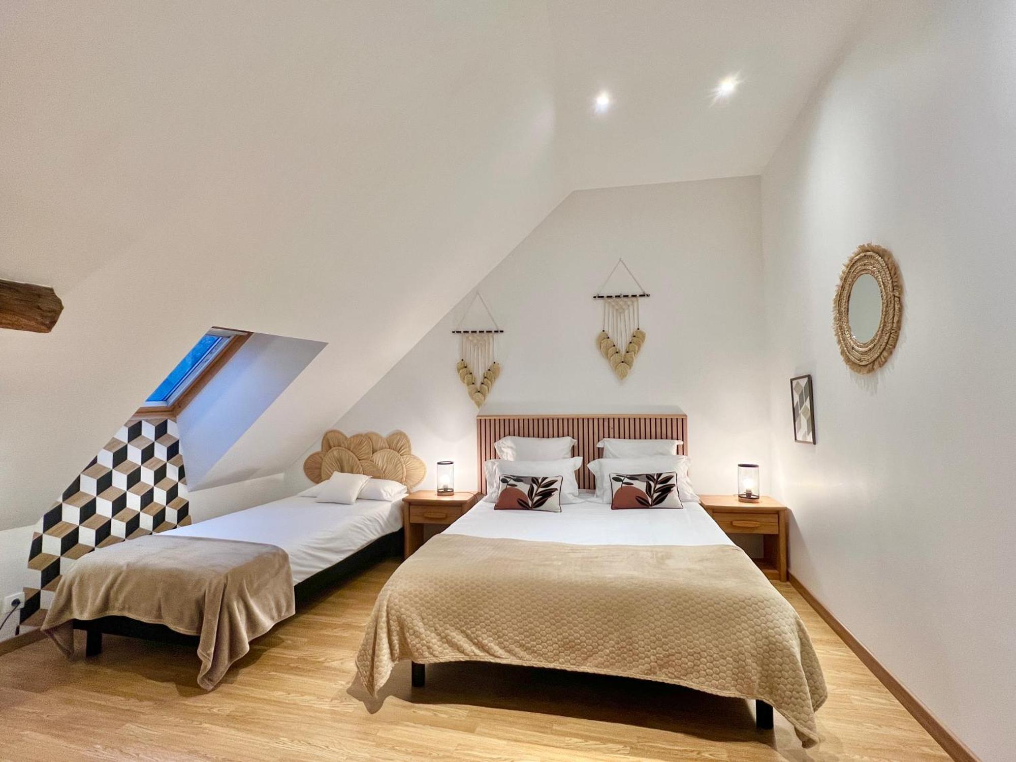 La Vue Loire Maison Saint-Denis-de lʼHôtel Eksteriør bilde